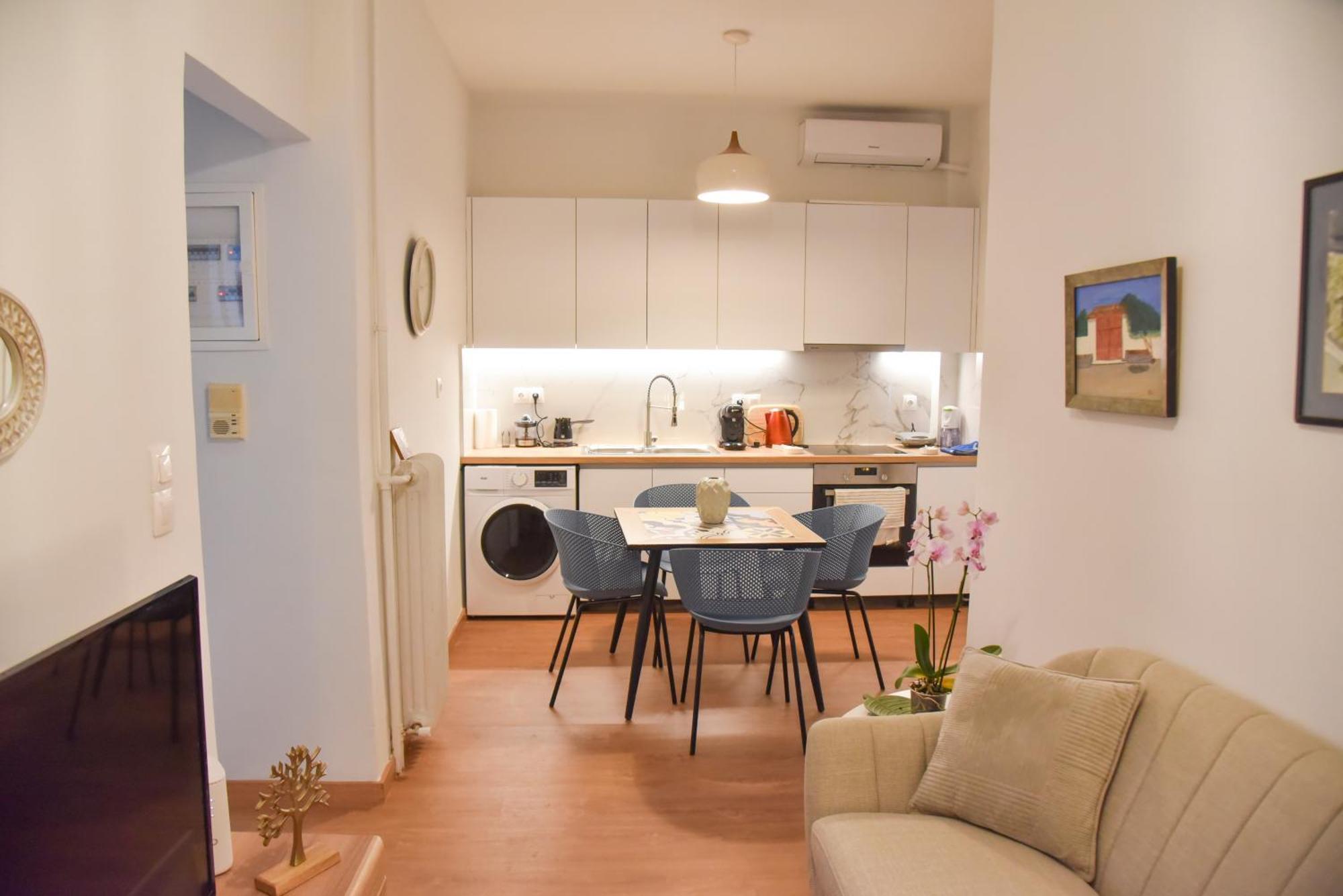 Ηλιόλουστο Apartment Athens Exterior photo